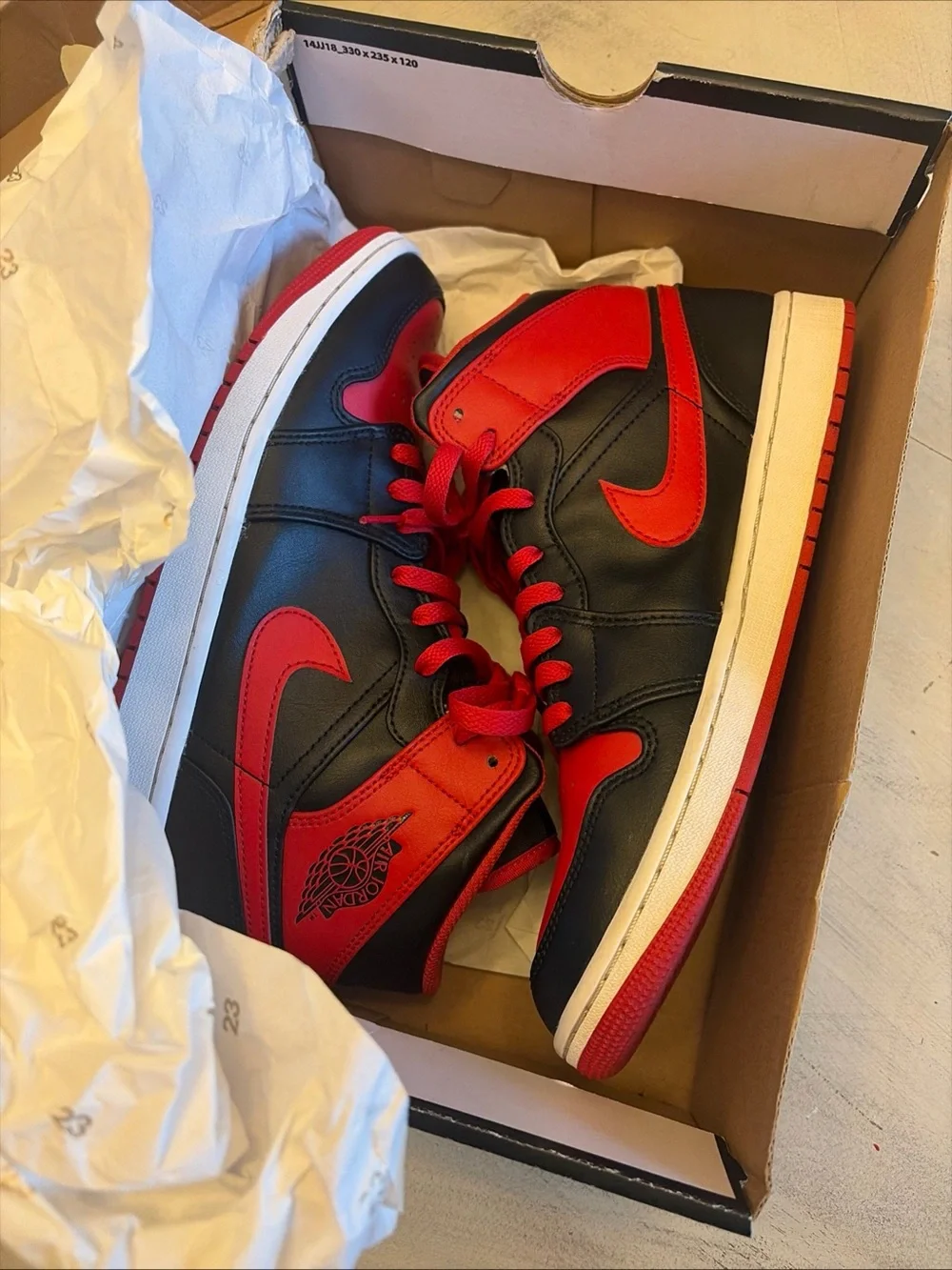 Mens Air Jordan Retro 1 Mid 